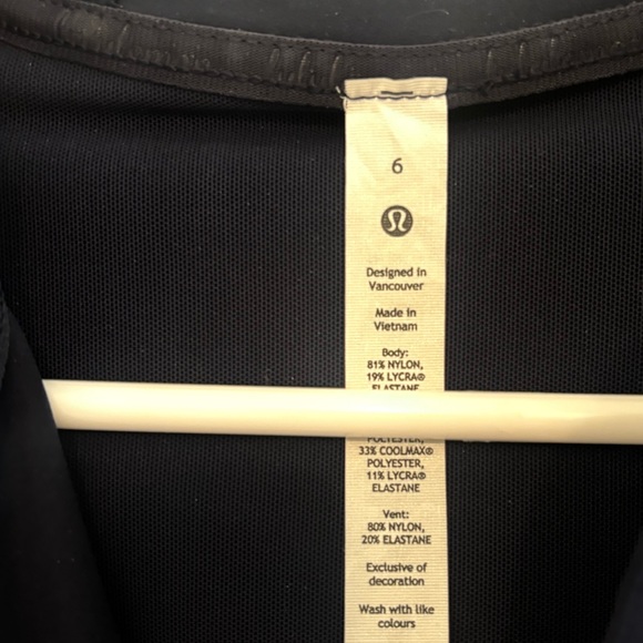 ‼️SOLD‼️ Lululemon Nulu Hooded Define Jacket *Ruched - Picture 4 of 5